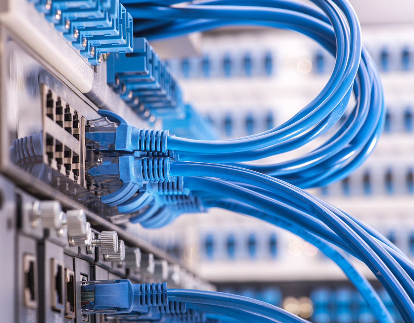 Netzwerke bei SENEL Elektrotechnik in Bruchköbel