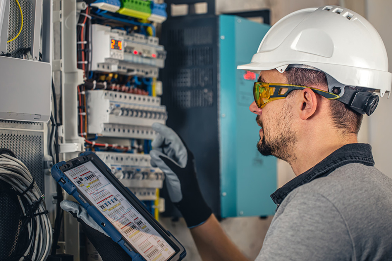 Industrie & Gewerbe bei SENEL Elektrotechnik in Bruchköbel
