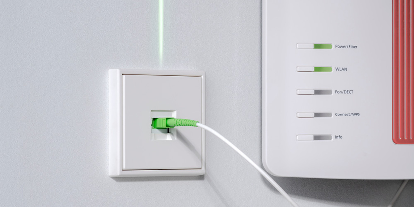 Die neuen Glasfaser-Anschlussdosen bei SENEL Elektrotechnik in Bruchköbel