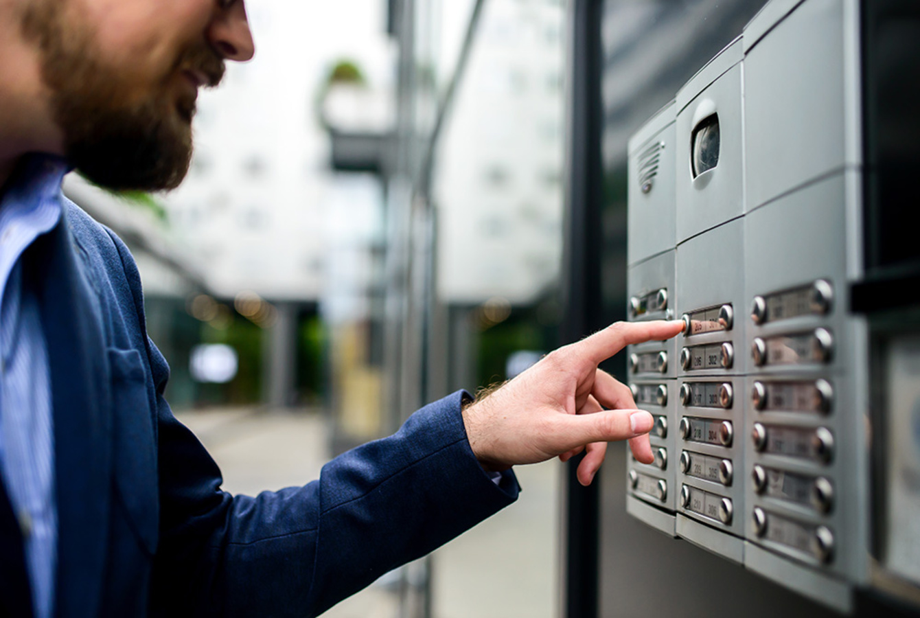 Sprech­anlagen bei SENEL Elektrotechnik in Bruchköbel